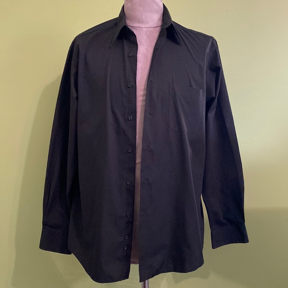 Men’s long sleeve black button down